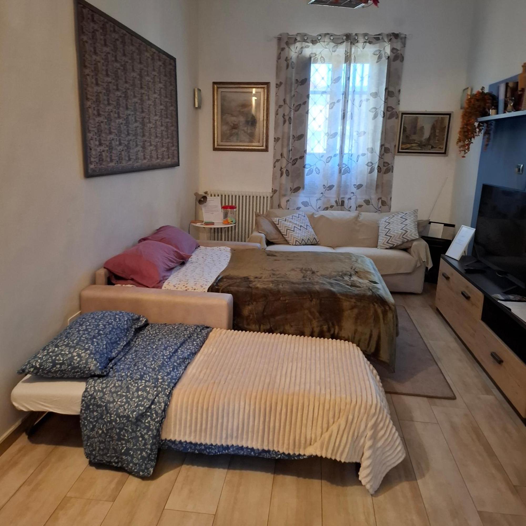 Casa Magenta Appartement Asti Buitenkant foto