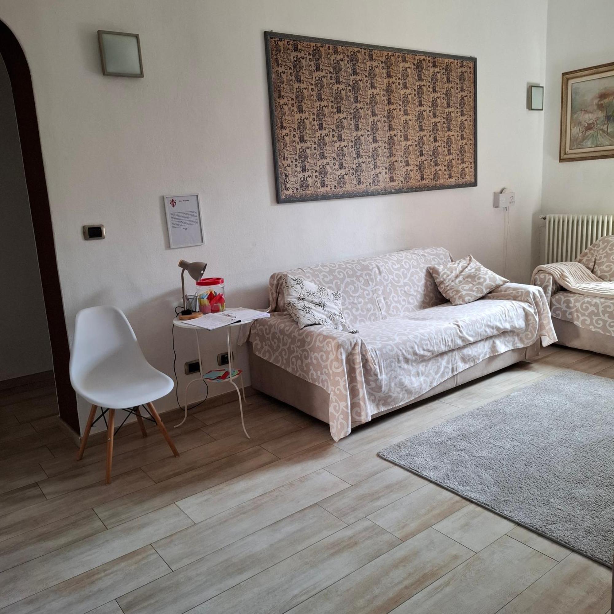 Casa Magenta Appartement Asti Buitenkant foto